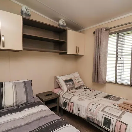 Tatil Evi Finch 66 *